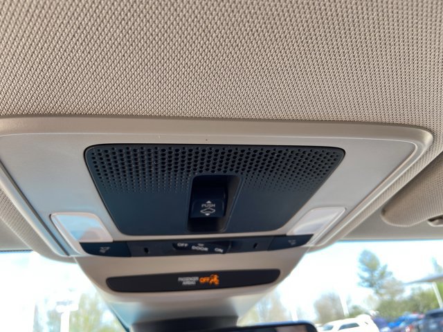 Used 2025 Honda HR-V EX-L image 44