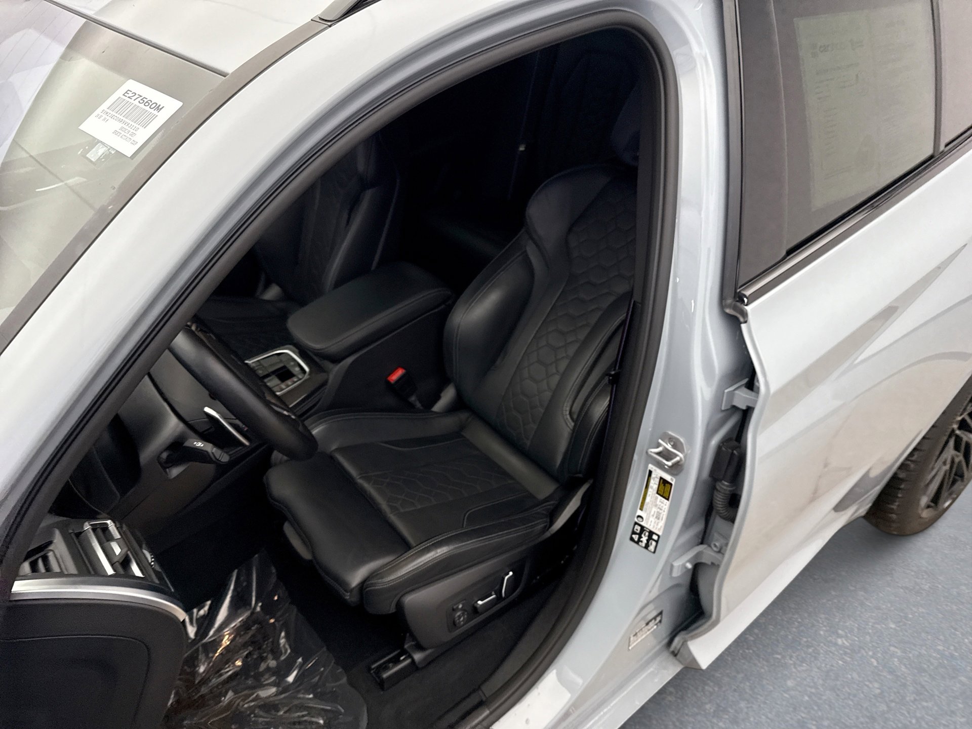 Used 2024 BMW X4 M w/ Competition Package image 11