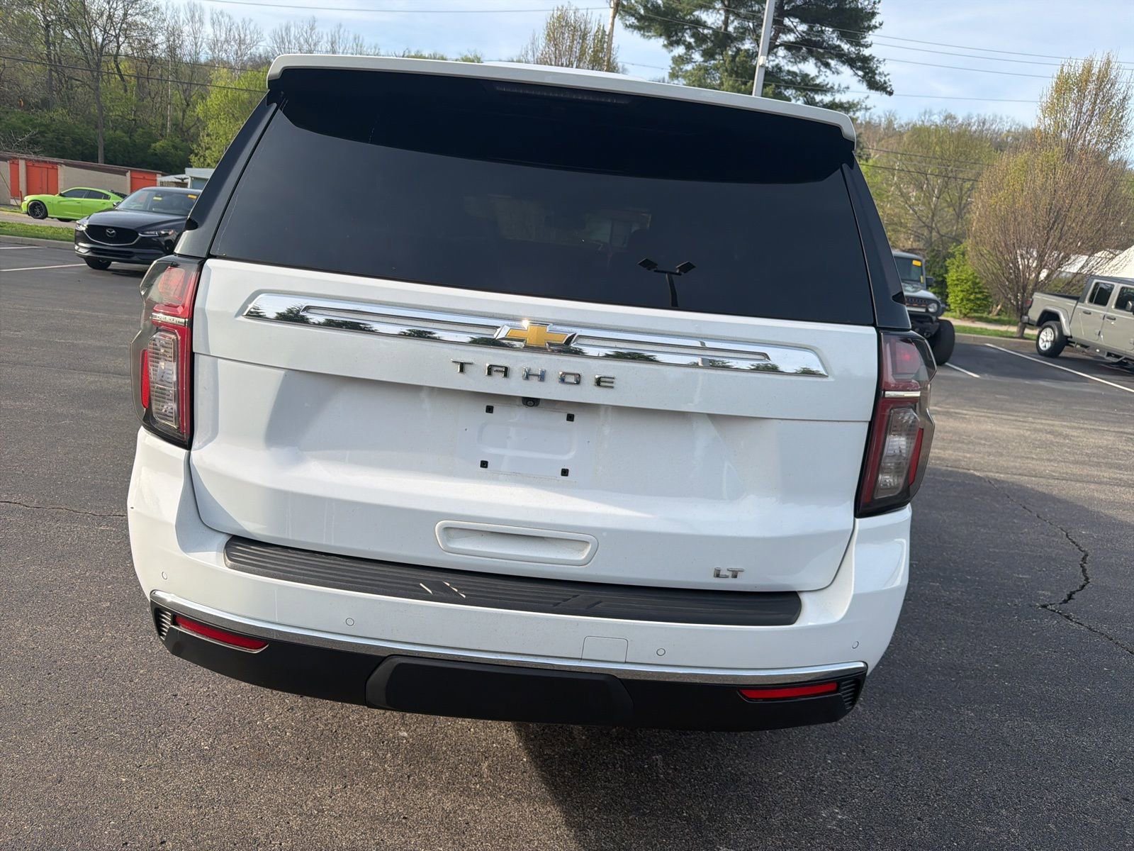 Used 2023 Chevrolet Tahoe LT w/ LT Signature Package AWD/4WD image 4
