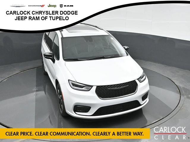New 2026 Chrysler Pacifica Limited FWD image 56
