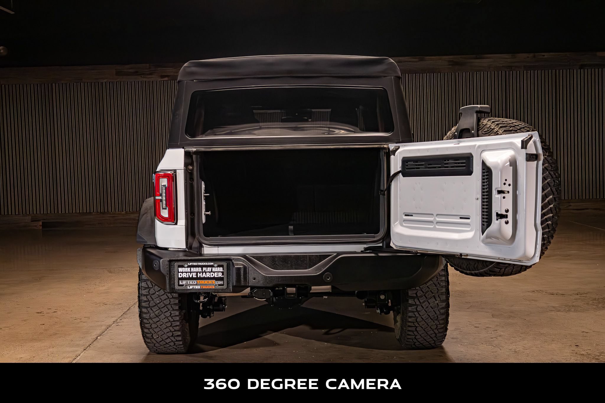 Used 2023 Ford Bronco Wildtrak AWD/4WD image 8