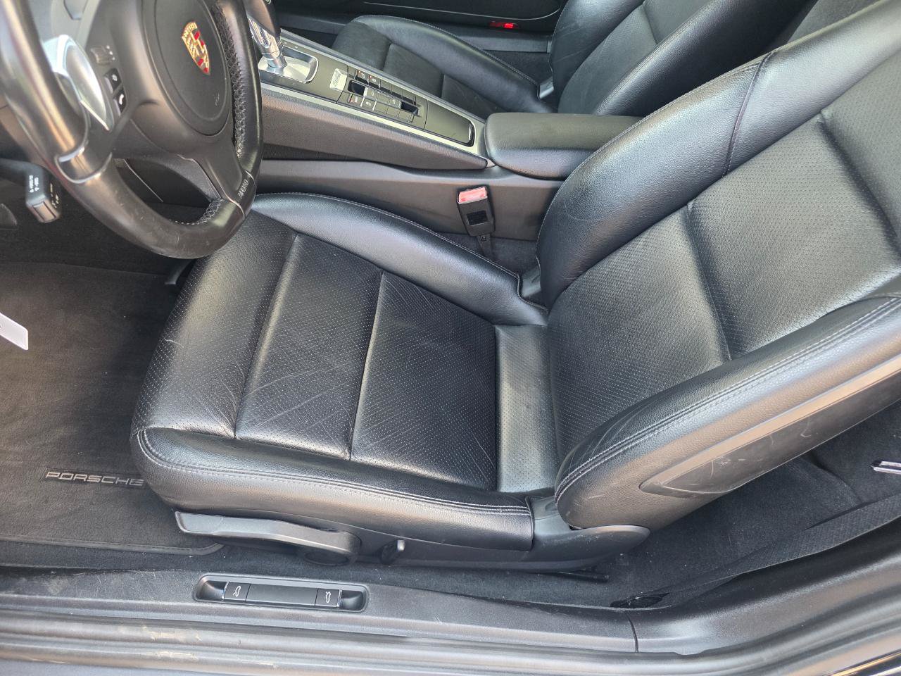 Used 2016 Porsche Boxster S RWD image 15