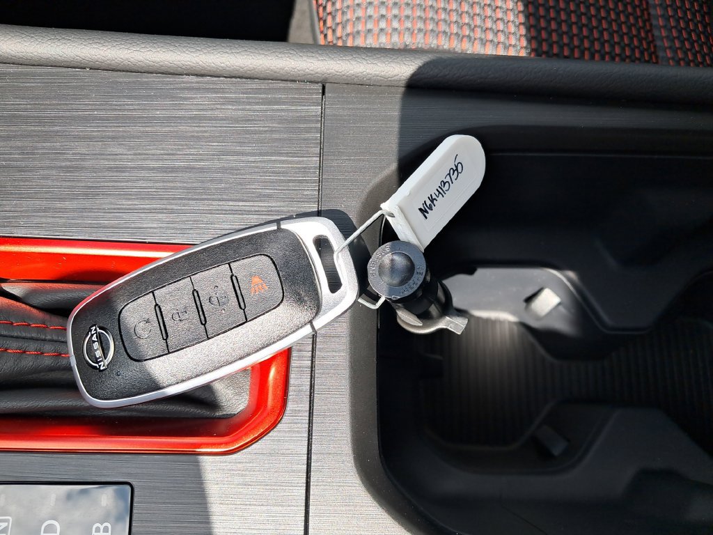 New 2026 Nissan Kicks SR AWD/4WD image 30