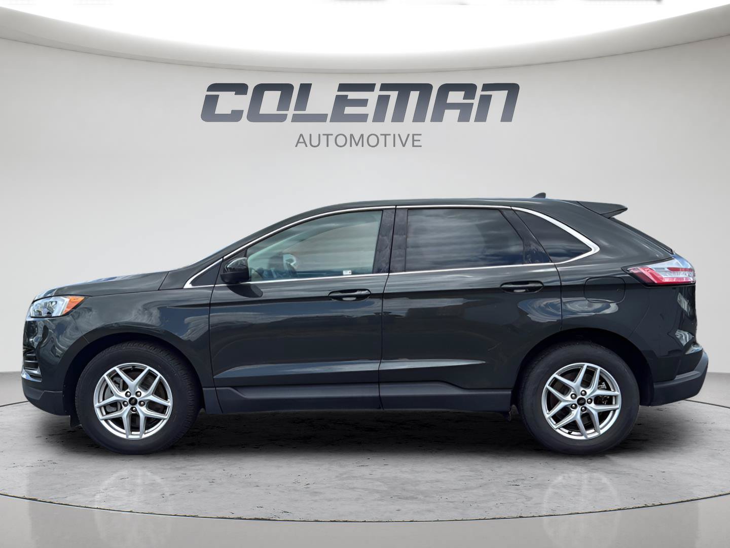 Used 2024 Ford Edge SEL AWD/4WD image 2