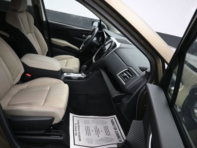 Used 2024 Subaru Ascent Premium w/ Convenience Package image 10