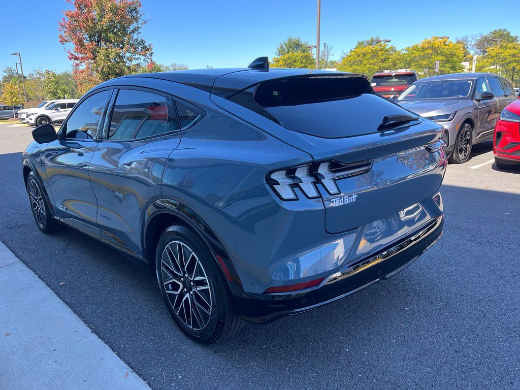 Certified 2024 Ford Mustang Mach-E Premium AWD/4WD image 7
