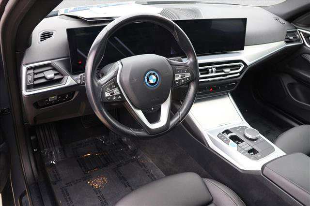 Used 2023 BMW i4 eDrive35 RWD image 10