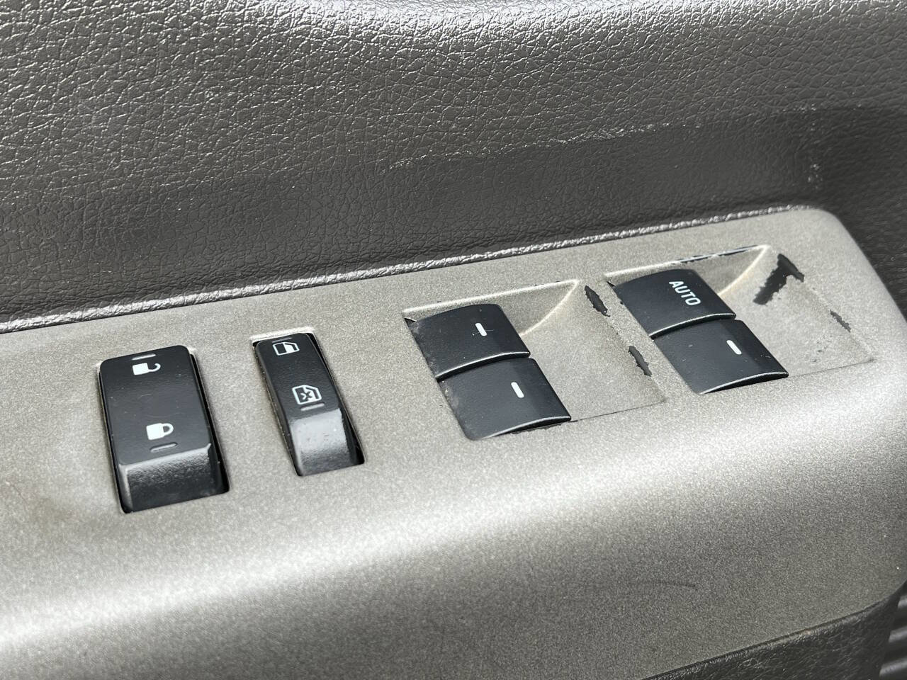 Used 2012 Ford F250 Lariat w/ Lariat Ultimate Pkg AWD/4WD image 19