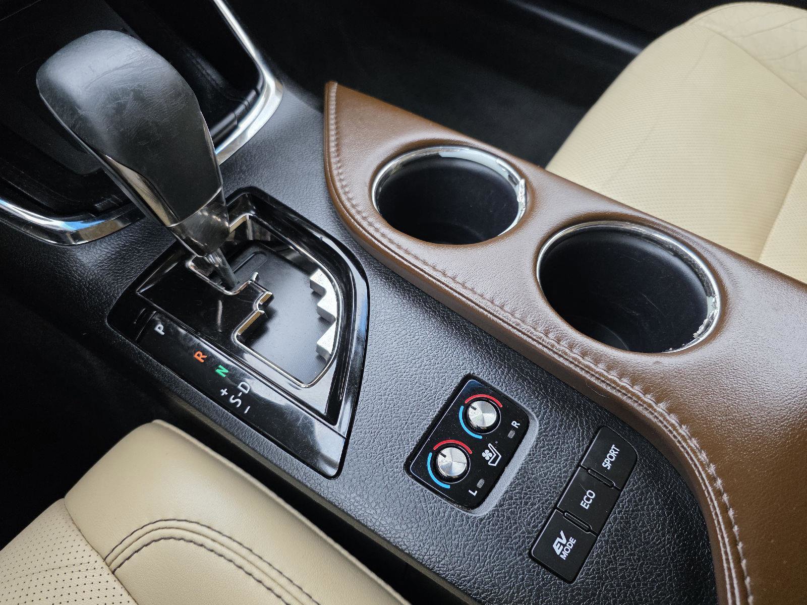 Used 2018 Toyota Avalon Limited FWD image 62