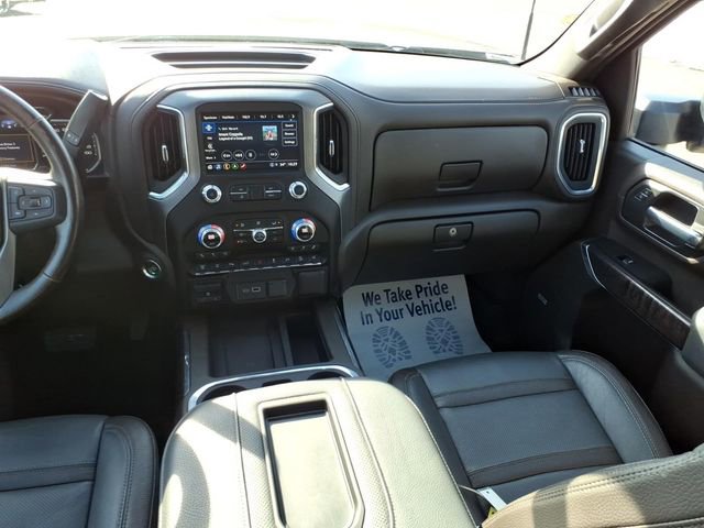 Used 2022 GMC Sierra 3500 Denali w/ Denali Black Diamond Edition image 15