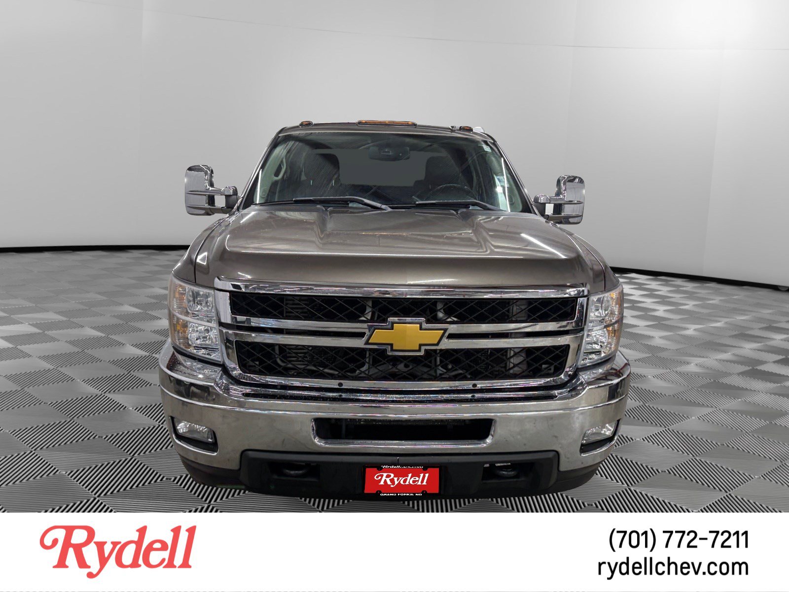 Used 2012 Chevrolet Silverado 2500 LTZ w/ LTZ Plus Package AWD/4WD image 8