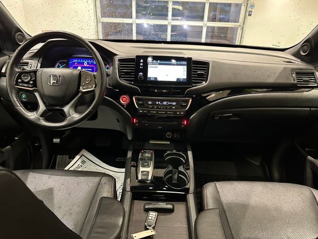 Used 2022 Honda Pilot Black Edition image 22