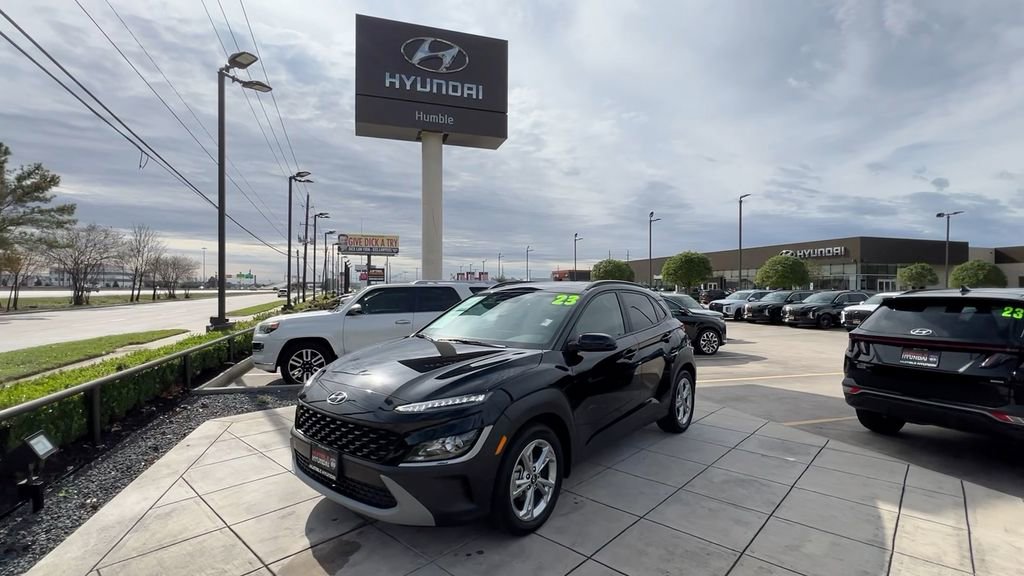 Used 2023 Hyundai Kona SEL w/ Convenience Package image 9