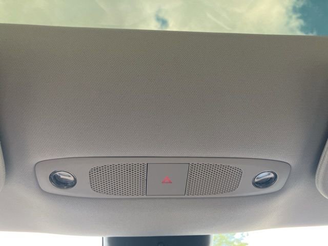 Used 2018 Tesla Model 3 Long Range image 31