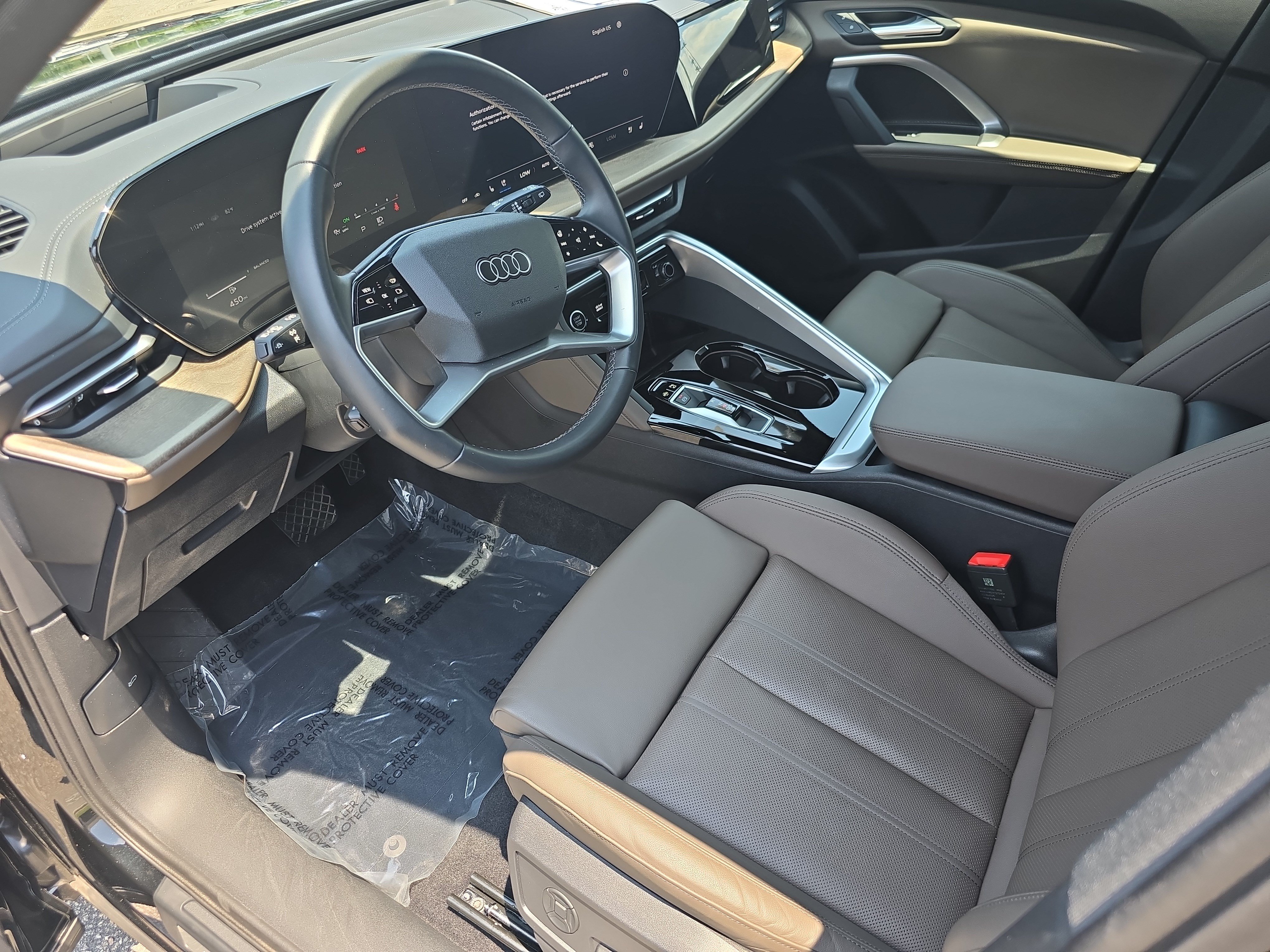 Certified 2025 Audi Q5 Premium Plus w/ Premium Plus AWD/4WD image 15