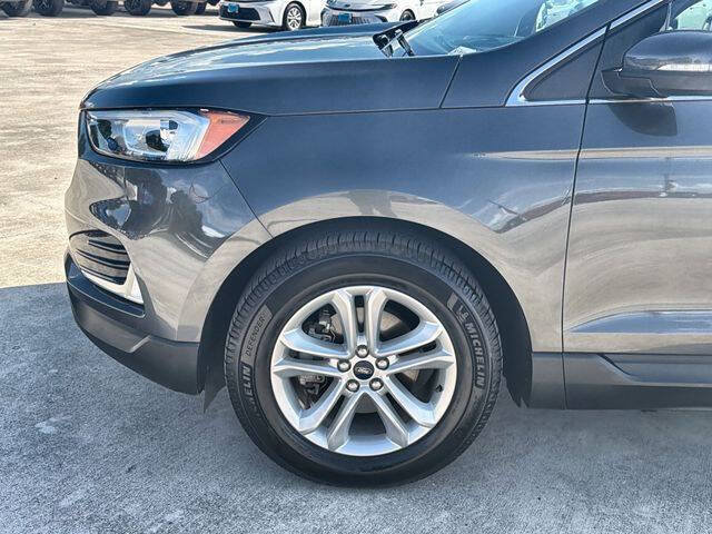 Used 2019 Ford Edge SEL w/ Equipment Group 201A FWD image 32