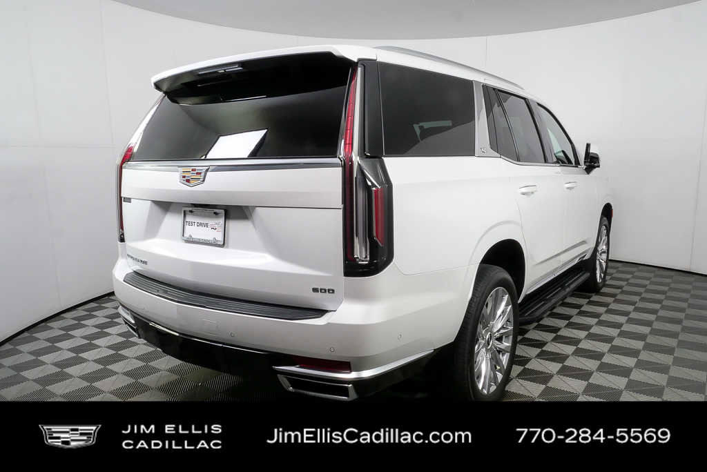 Used 2024 Cadillac Escalade Premium Luxury image 3