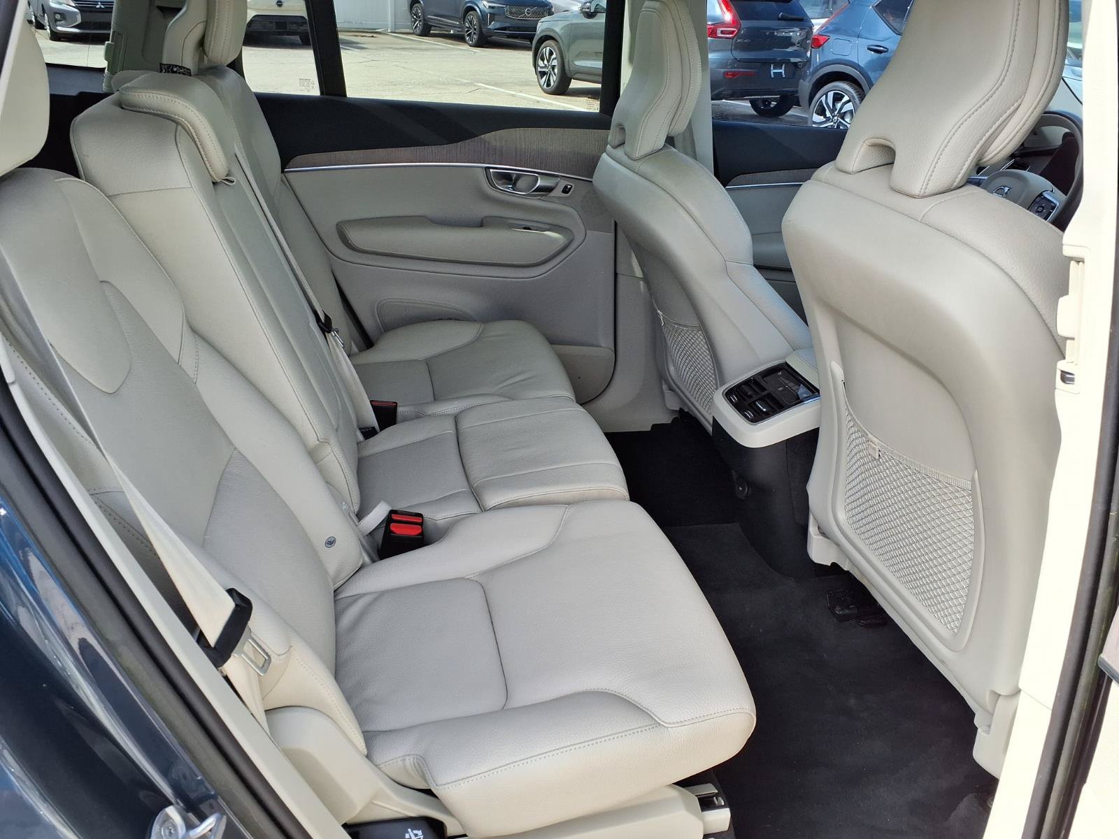 Certified 2023 Volvo XC90 B6 Plus AWD/4WD image 15