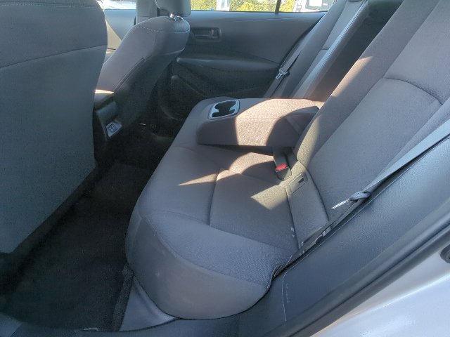 Used 2025 Toyota Corolla LE FWD image 21