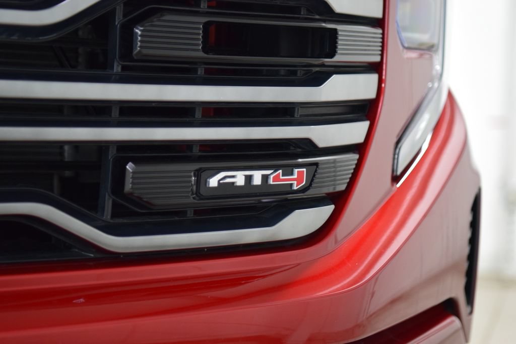 Used 2025 GMC Sierra 1500 AT4 w/ AT4 Premium Package AWD/4WD image 14