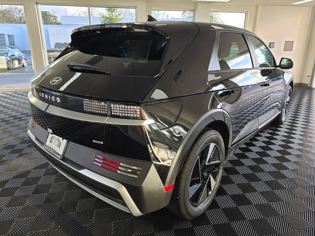 New 2026 Hyundai Ioniq 5 SEL image 4