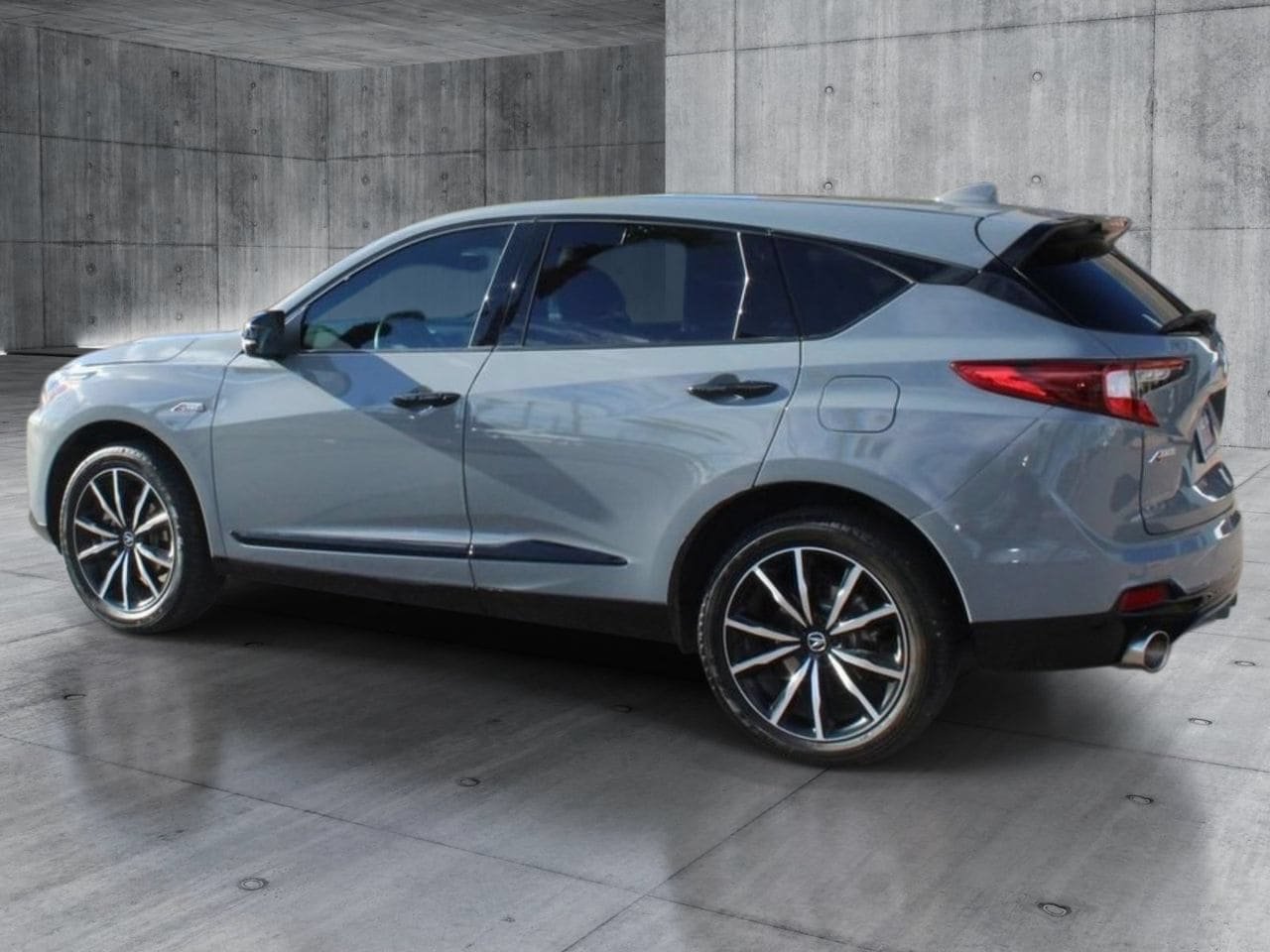 Used 2025 Acura RDX w/ Advance Package AWD/4WD image 3
