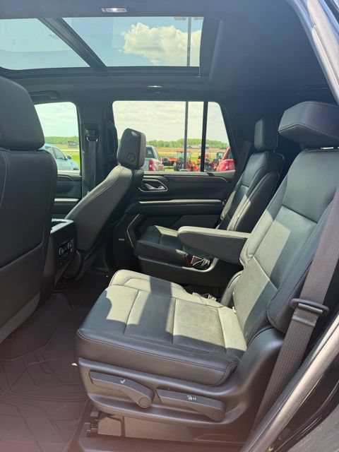 Used 2021 Chevrolet Tahoe Z71 w/ Z71 Signature Package AWD/4WD image 15
