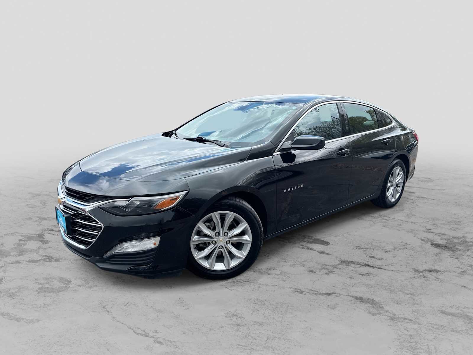 Used 2023 Chevrolet Malibu LT FWD image 1
