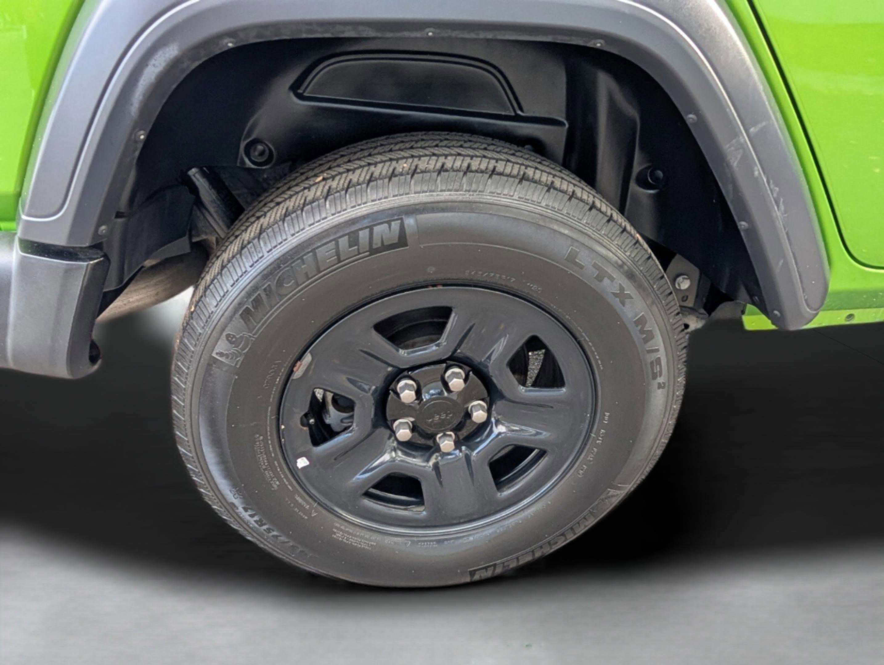 Used 2019 Jeep Wrangler Unlimited Sport image 47