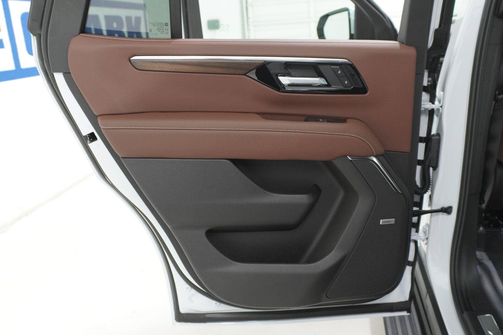 New 2027 Chevrolet Tahoe High Country AWD/4WD image 35