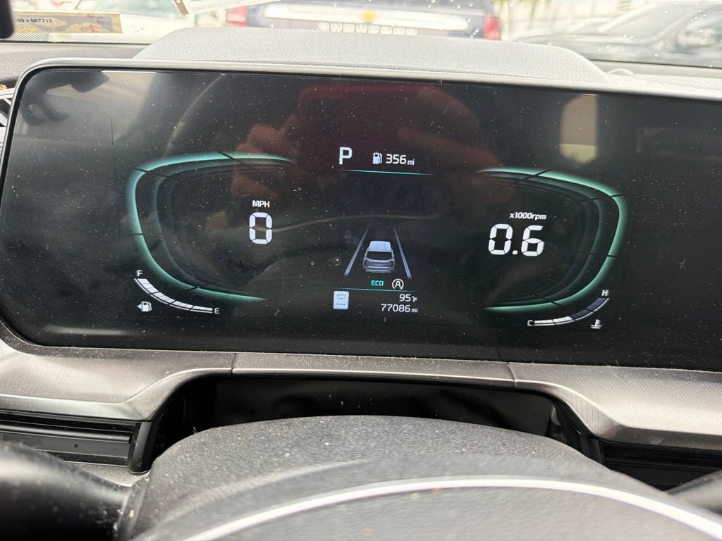 Used 2024 Kia Telluride S FWD image 5