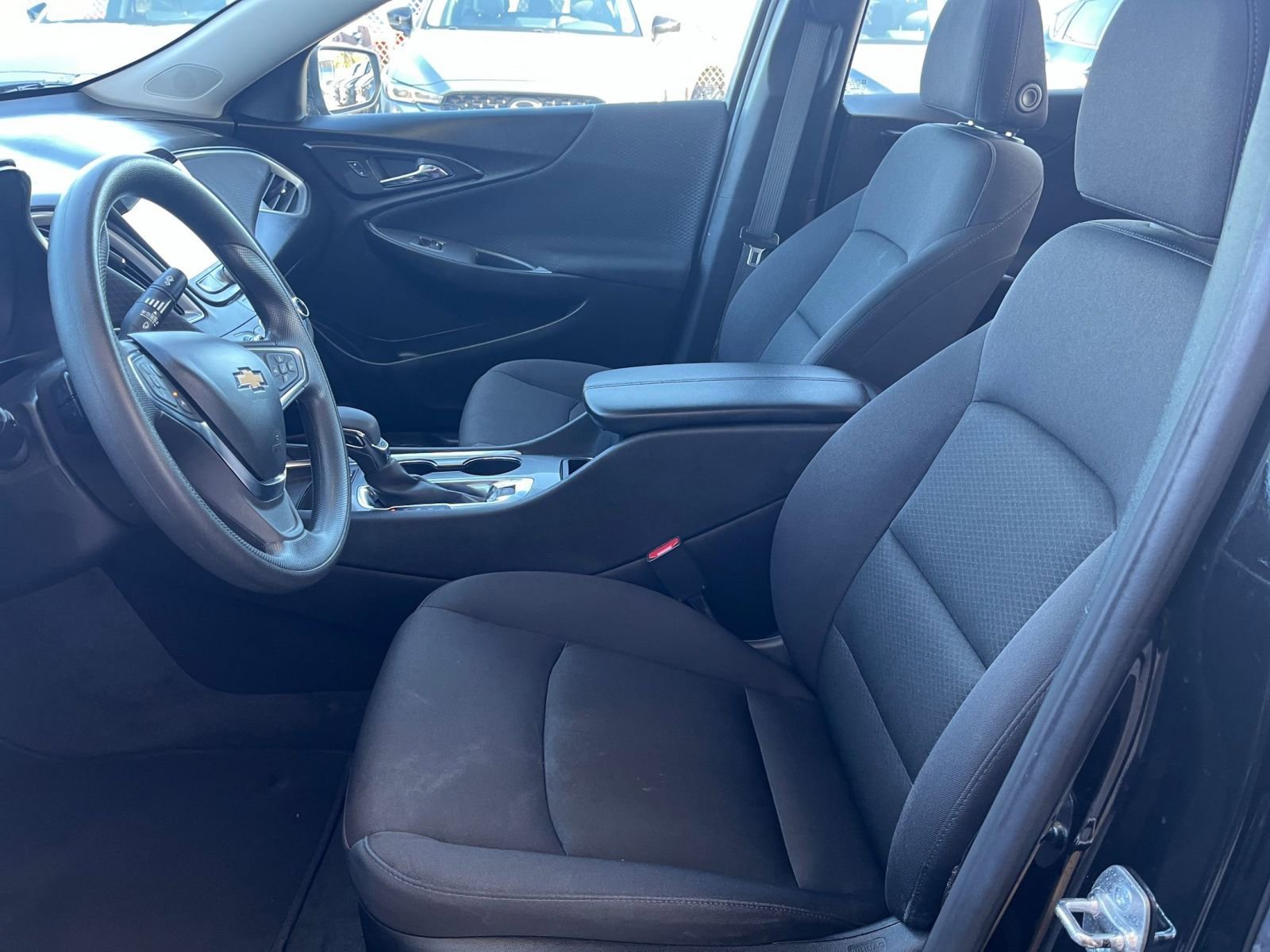 Used 2024 Chevrolet Malibu LT image 28