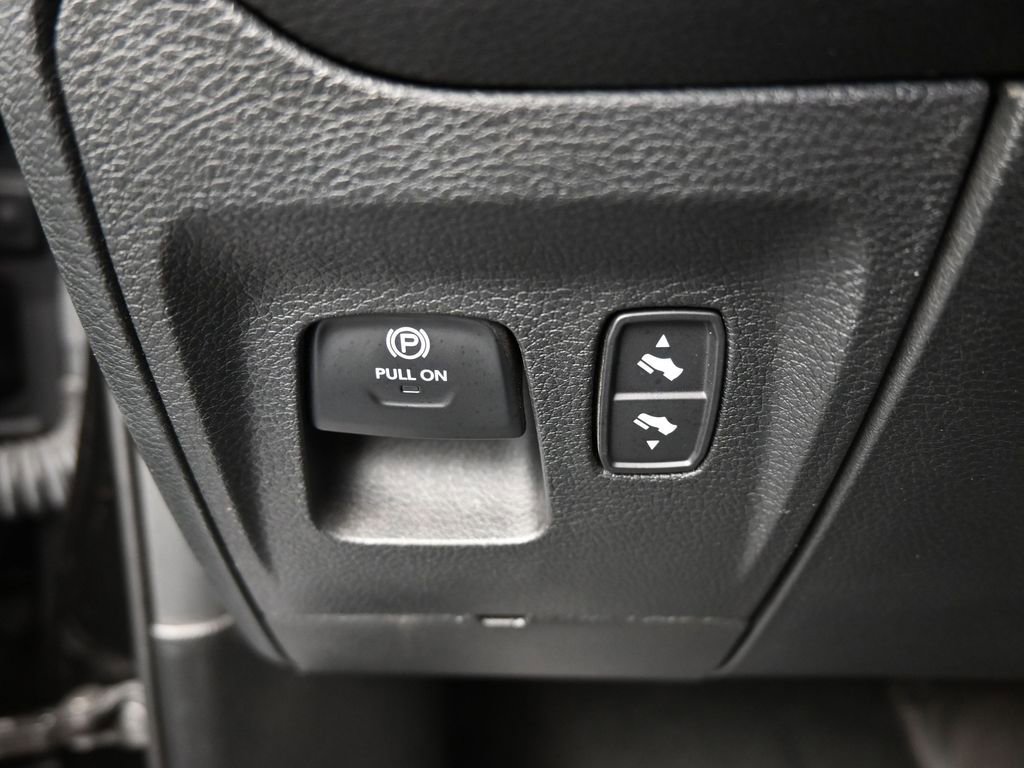 Used 2024 RAM 1500 Big Horn image 36