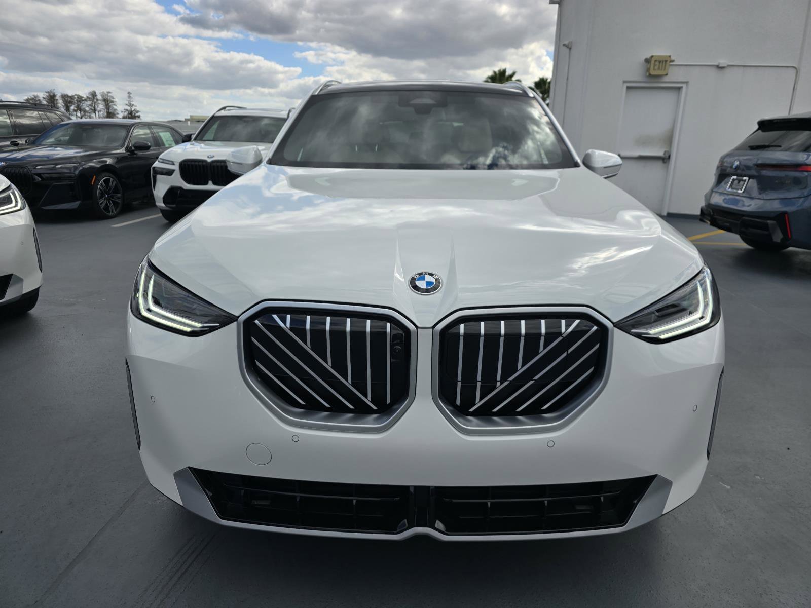 New 2026 BMW X3 xDrive30 w/ Premium Package image 2