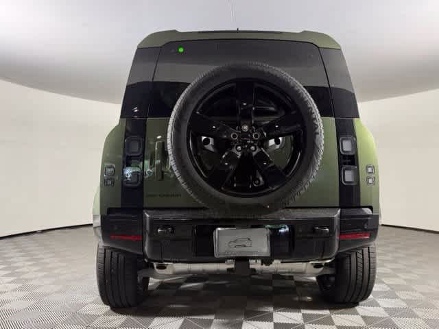 New 2026 Land Rover Defender 110 X-Dynamic SE AWD/4WD image 7