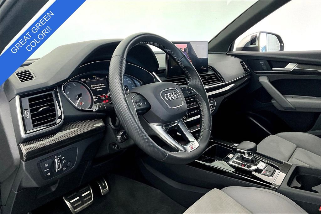 Used 2024 Audi SQ5 Premium w/ Convenience Package image 17