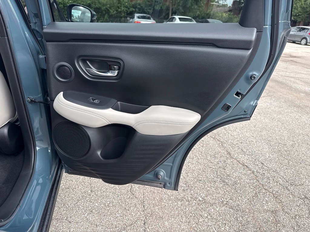 Used 2024 Honda HR-V EX-L image 36