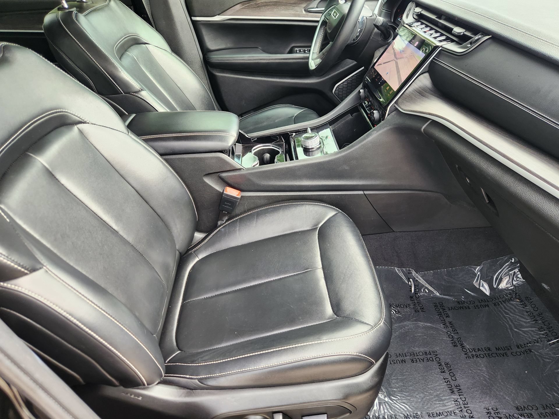 Used 2021 Jeep Grand Cherokee L Limited AWD/4WD image 14