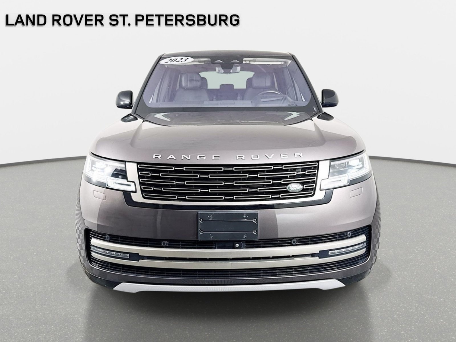 Used 2023 Land Rover Range Rover SE AWD/4WD image 2