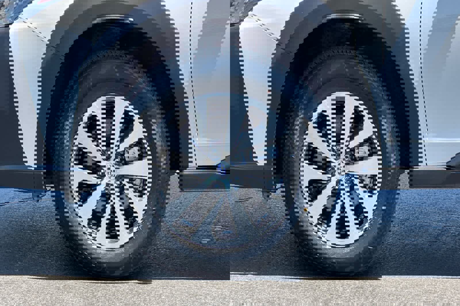 Used 2023 Subaru Outback Premium image 30