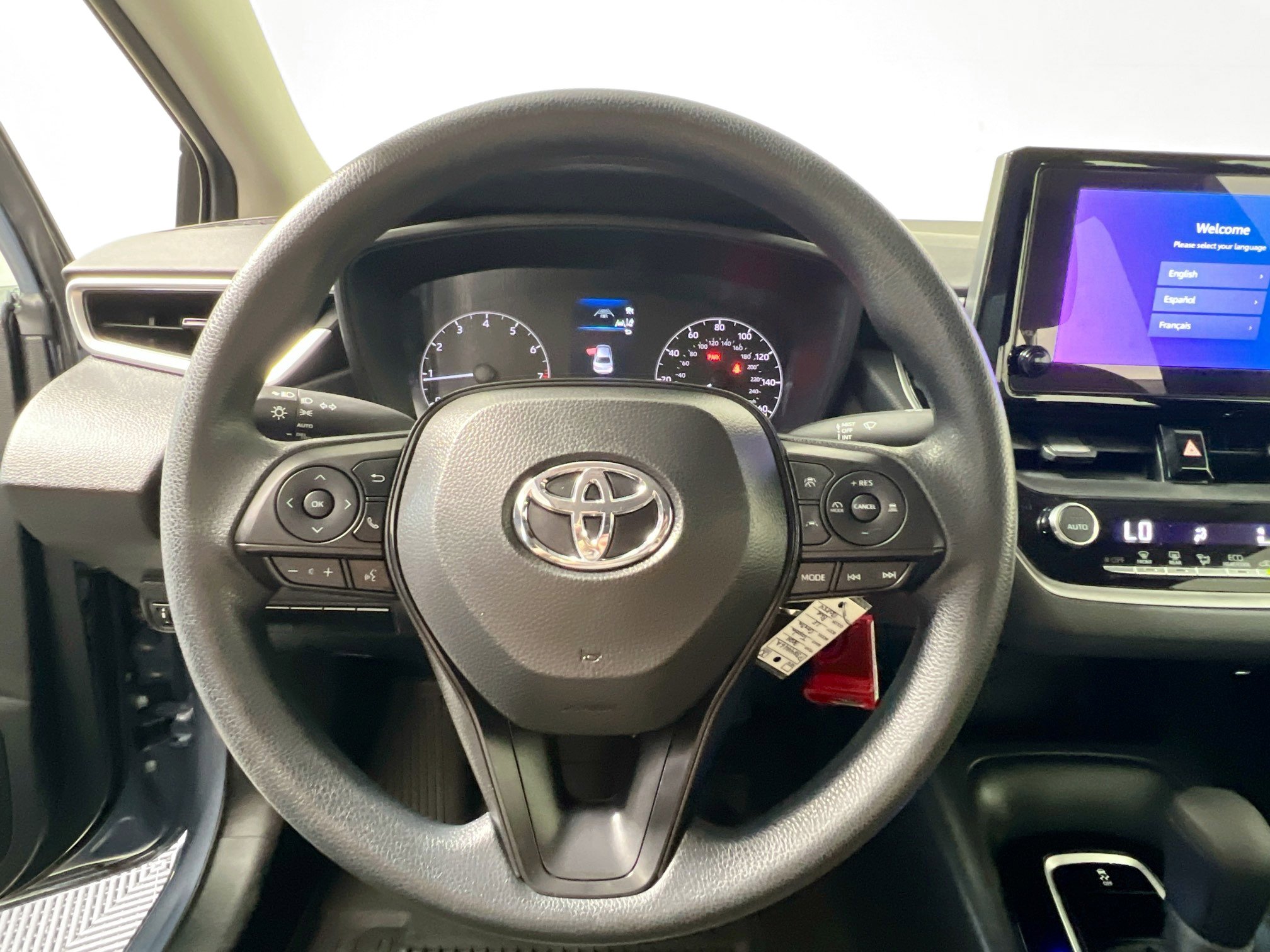 Used 2024 Toyota Corolla LE image 17