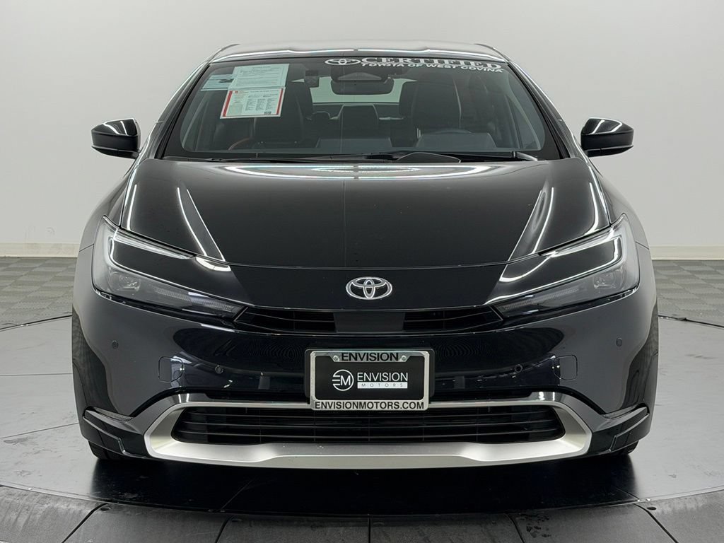 Used 2025 Toyota Prius Plug-In Hybrid FWD image 6