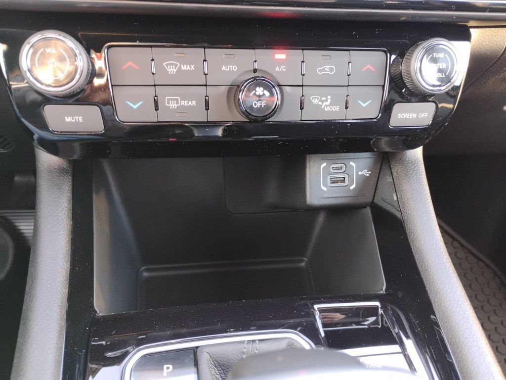 New 2026 Jeep Compass Latitude image 25