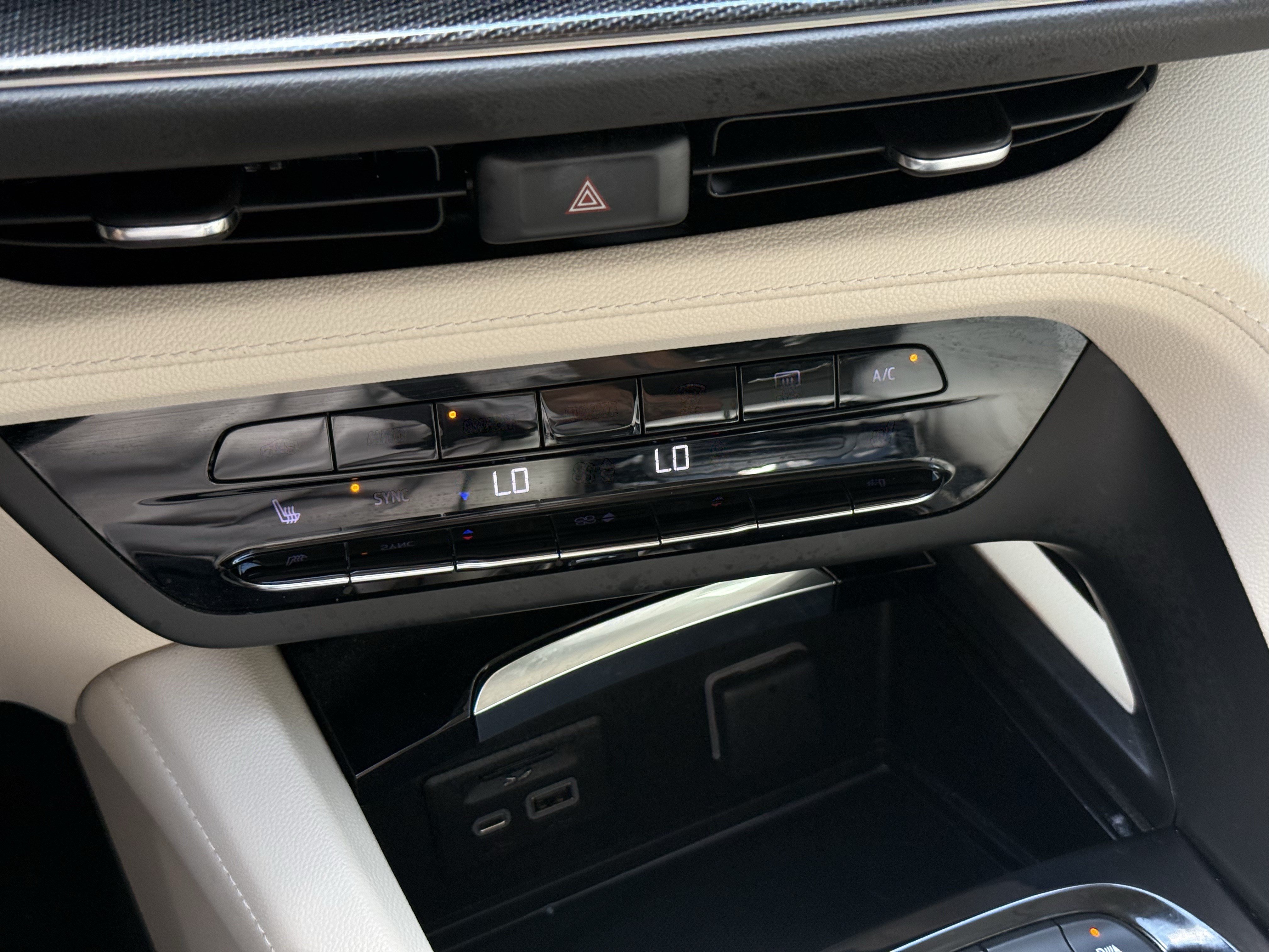 Used 2023 Buick Envision Essence w/ Technology Package I AWD/4WD image 22