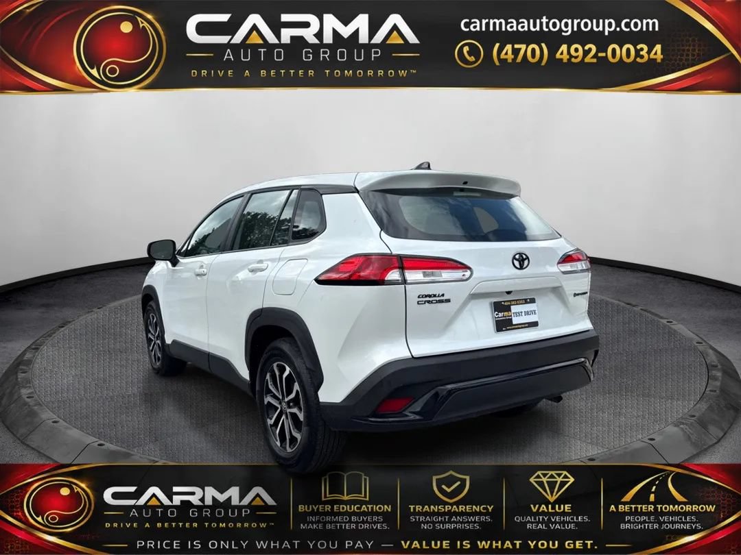 Used 2025 Toyota Corolla Cross AWD Hybrid image 3