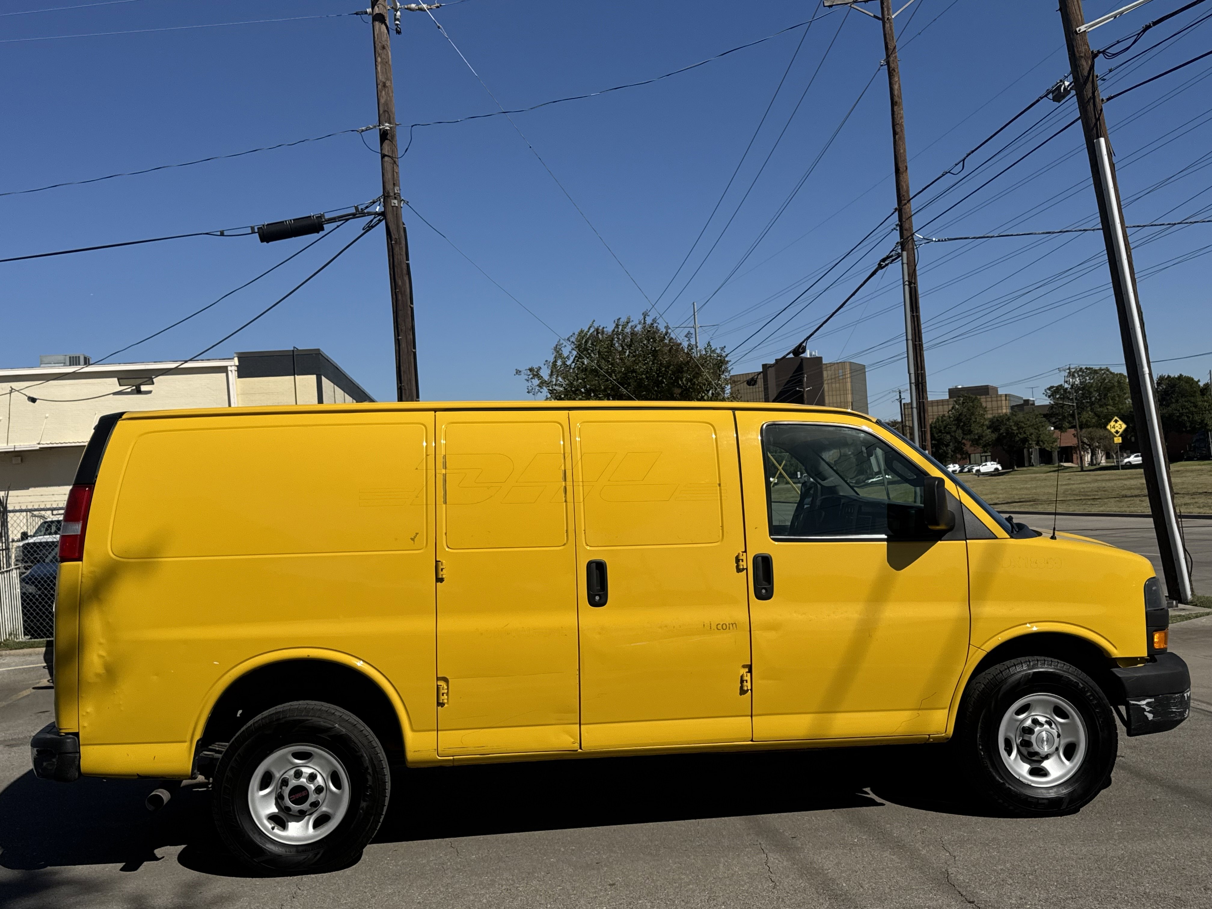 Used 2019 Chevrolet Express 2500 image 4