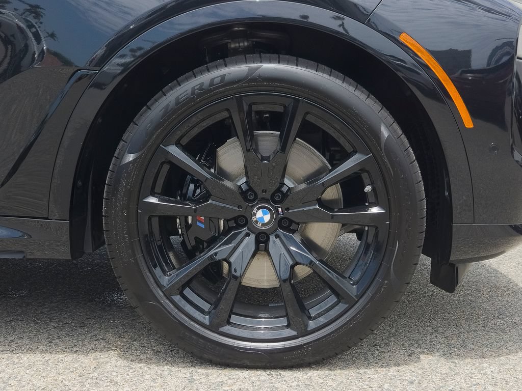 New 2027 BMW X7 xDrive40i w/ M Sport Package AWD/4WD image 6