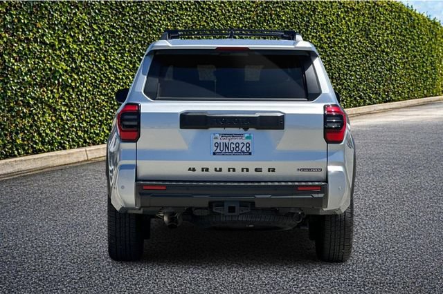 Used 2025 Toyota 4Runner TRD Off-Road Premium AWD/4WD image 5
