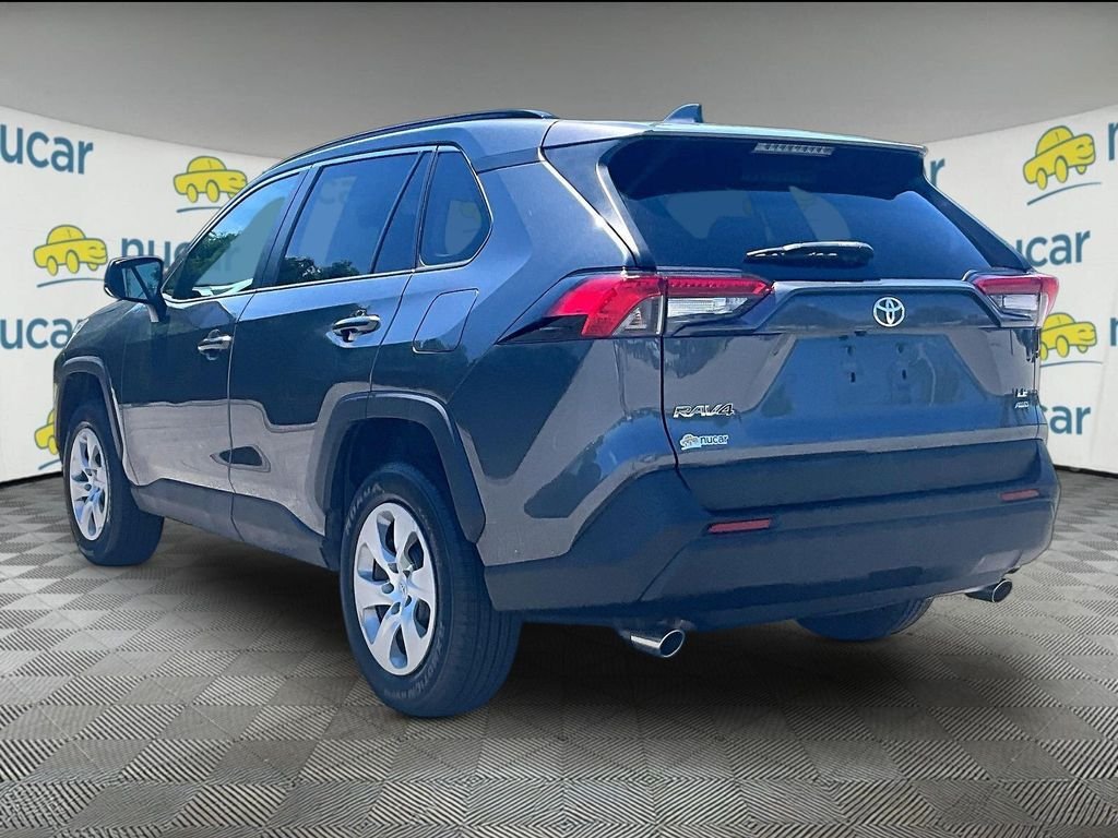 Used 2020 Toyota RAV4 LE w/ All Weather Liner Package AWD/4WD image 4