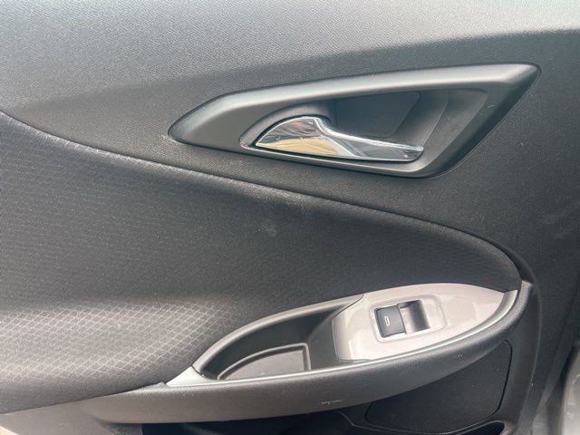 Used 2024 Chevrolet Malibu LT image 27